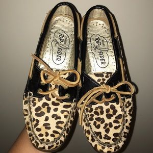 Only worn once!! Size 8 LEOPARD PRINT SPERRYS